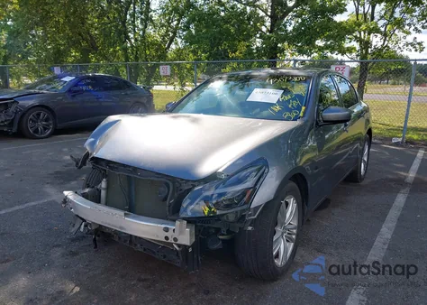 2013 Infiniti G37X из США, поврежденный, VIN JN1CV6AR9DM358293